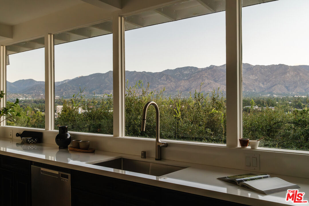 MLS #25604667 image #63