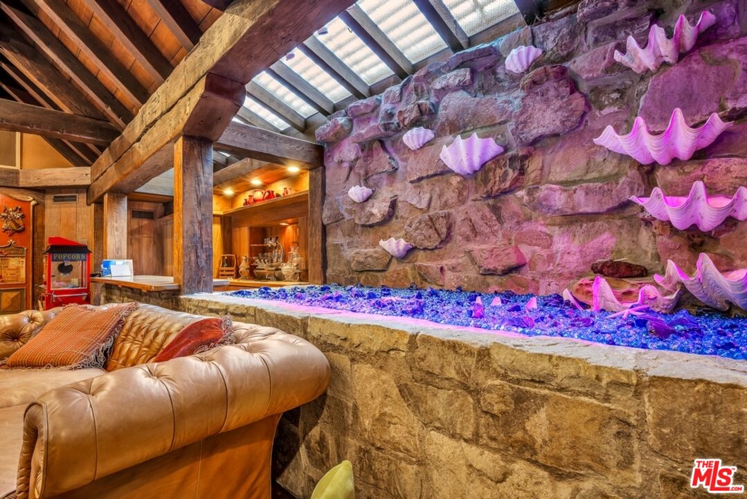 MLS #25604797 image #15