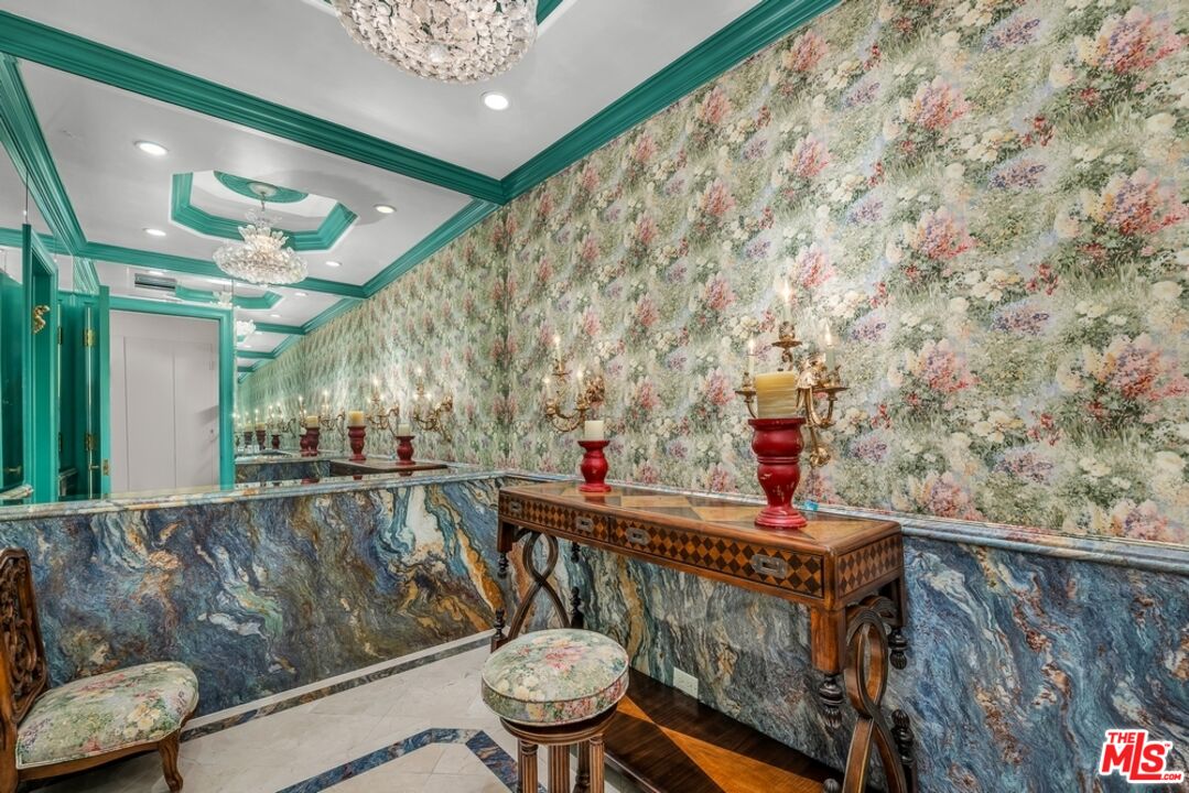 MLS #25604797 image #16