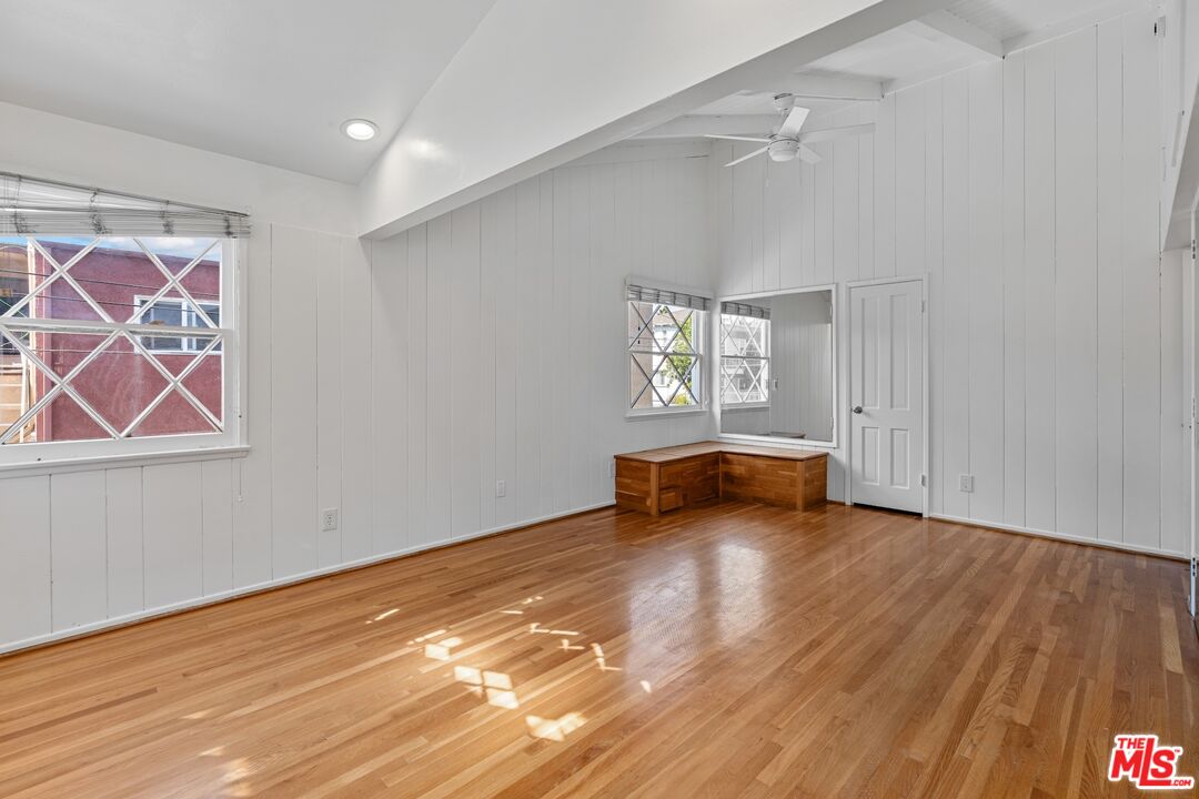 MLS #25604819 image #16