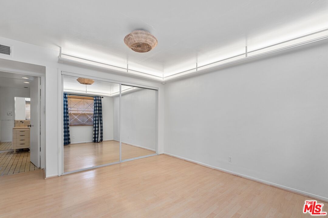 MLS #25604819 image #21