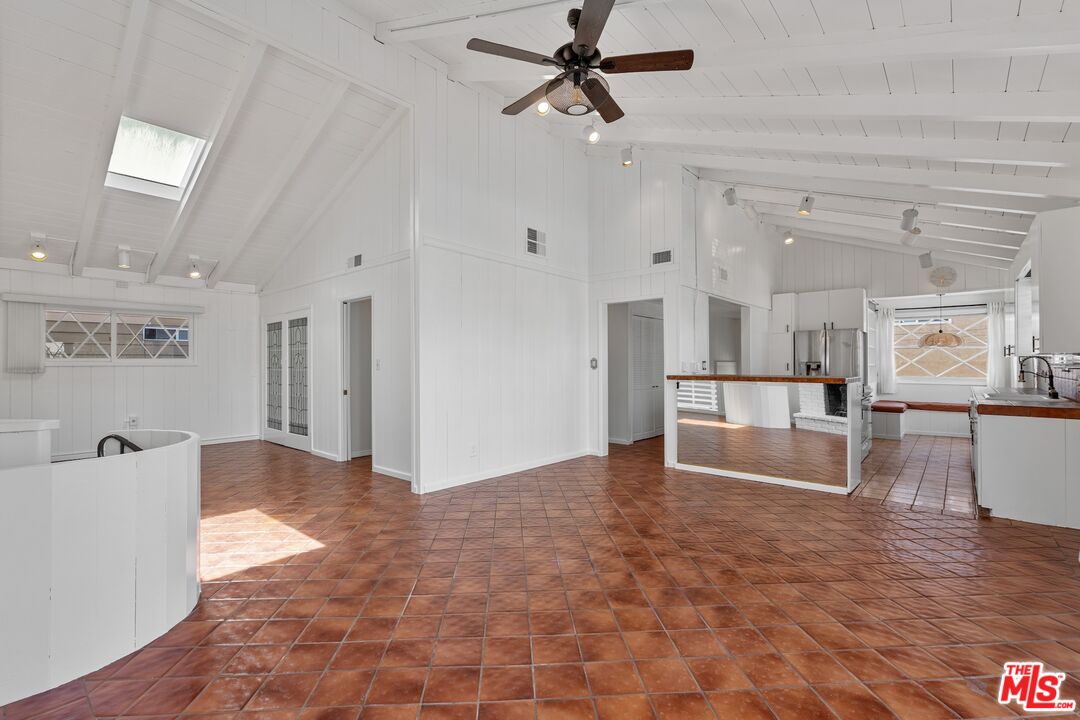 MLS #25604819 image #6