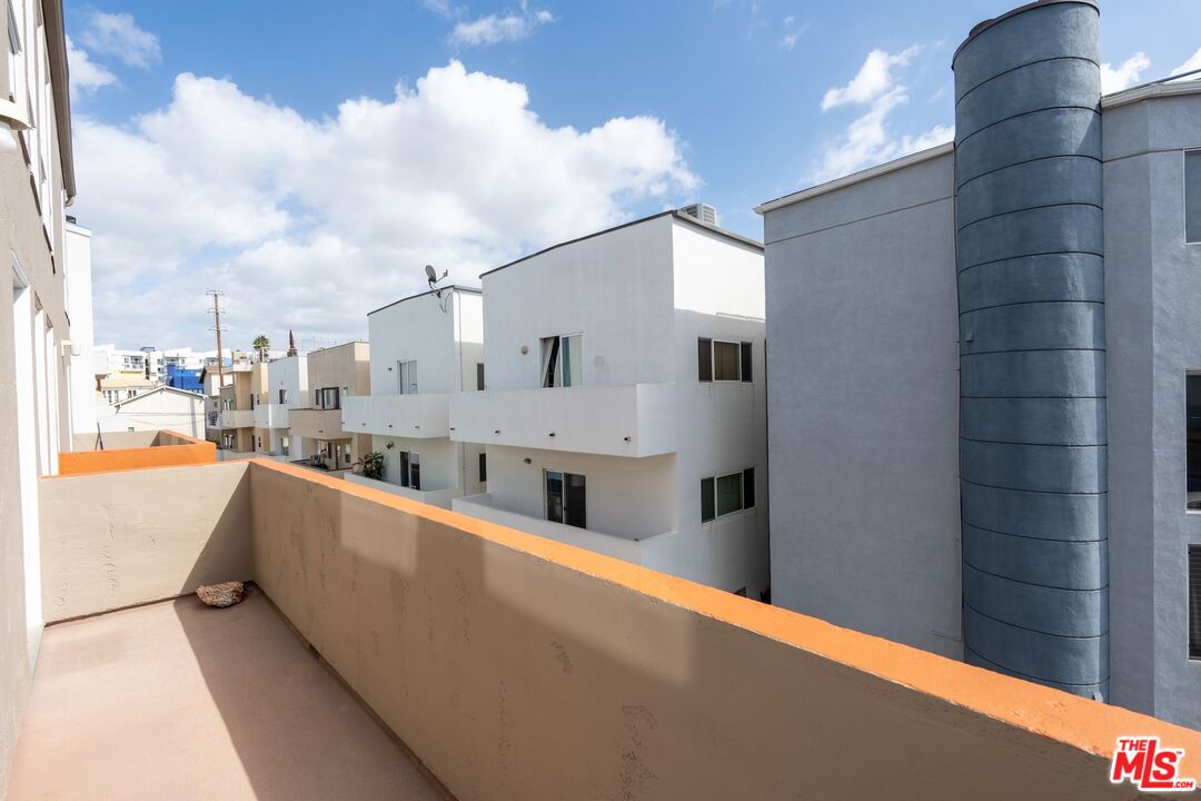 MLS #25604843 image #12