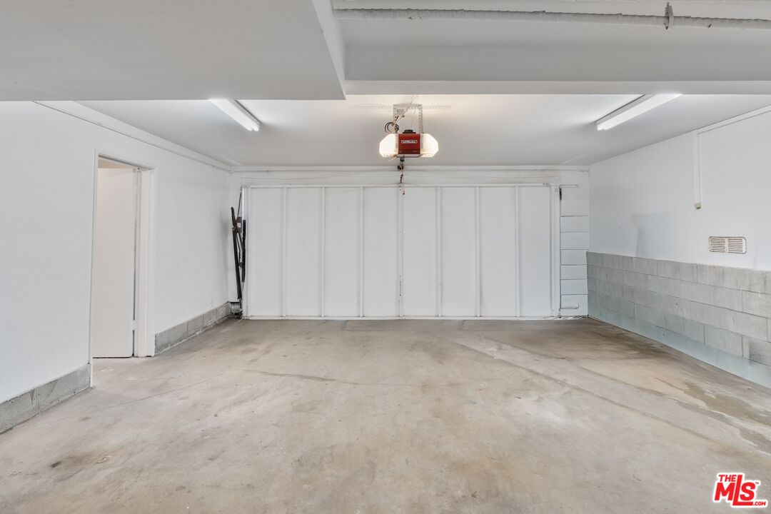 MLS #25604843 image #21