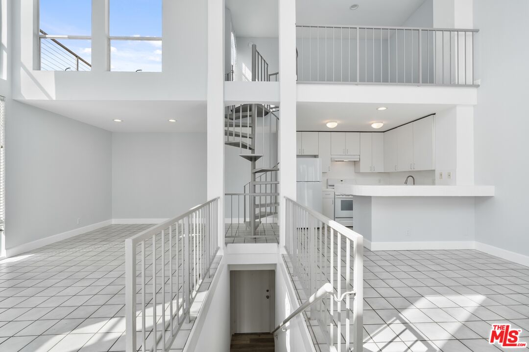 MLS #25604843 image #5