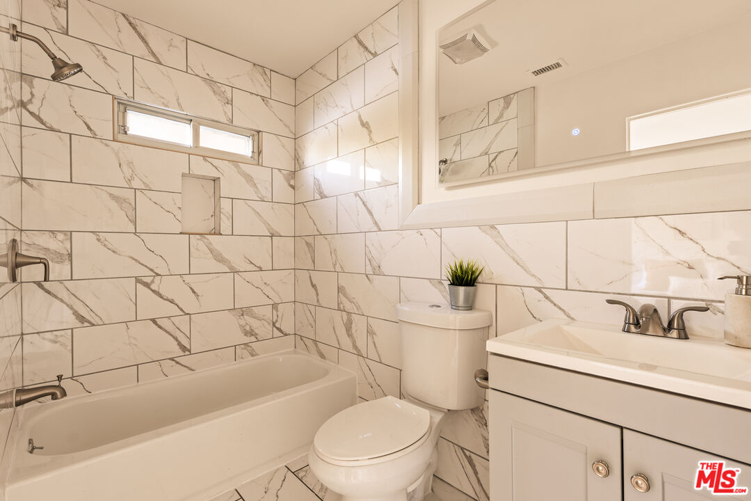 MLS #25605057 image #19