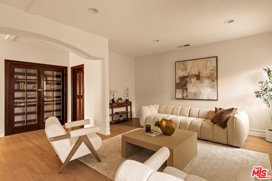 MLS #25605057 image #21