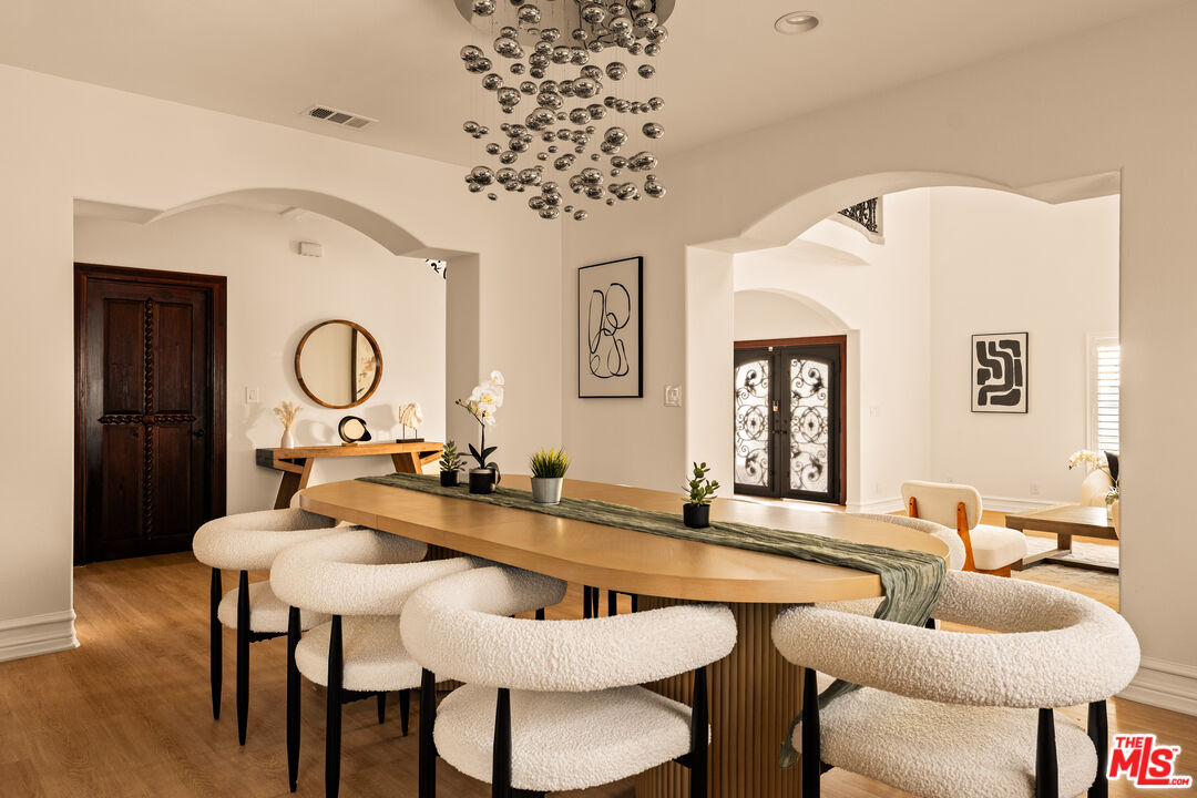 MLS #25605057 image #3