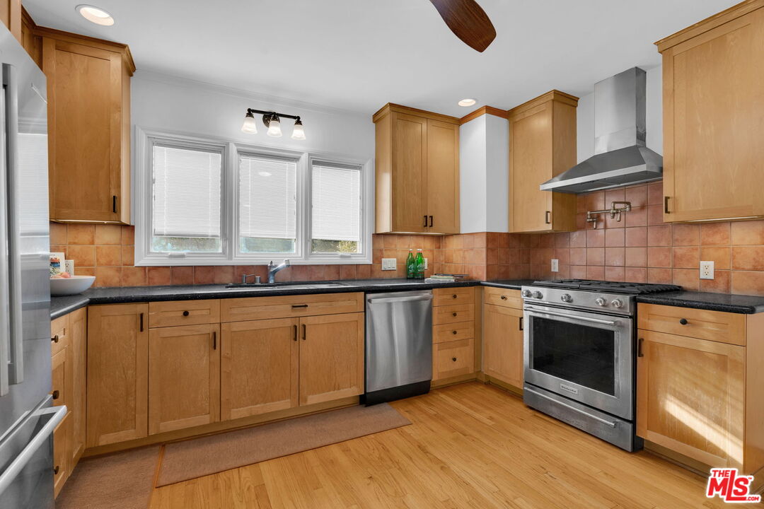 MLS #25605171 image #10