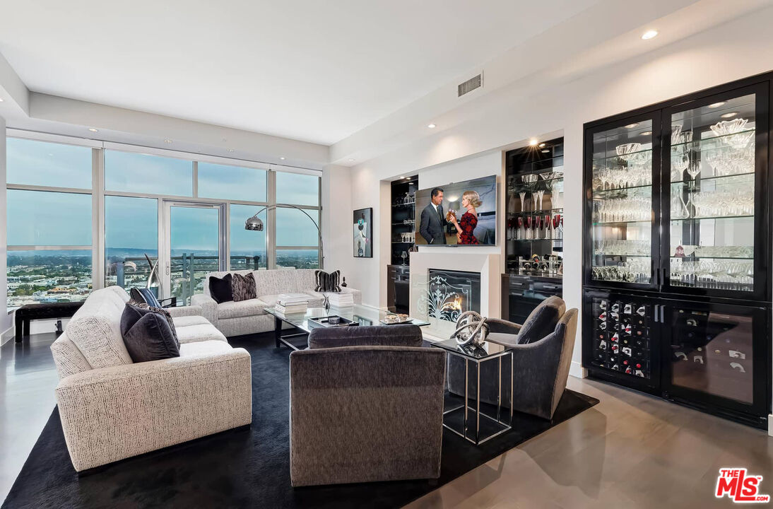 MLS #25605371 image #3