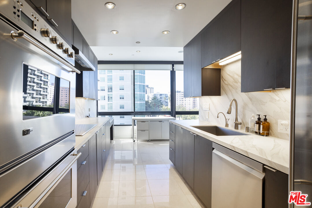 MLS #25605391 image #12