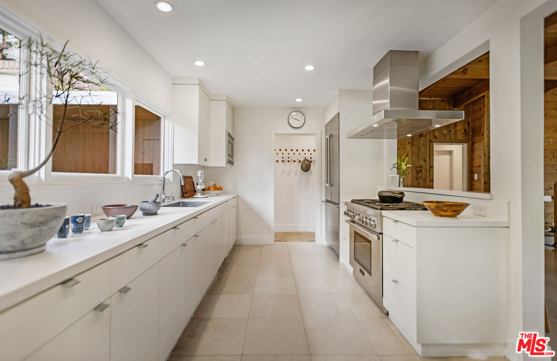 MLS #25605413 image #13