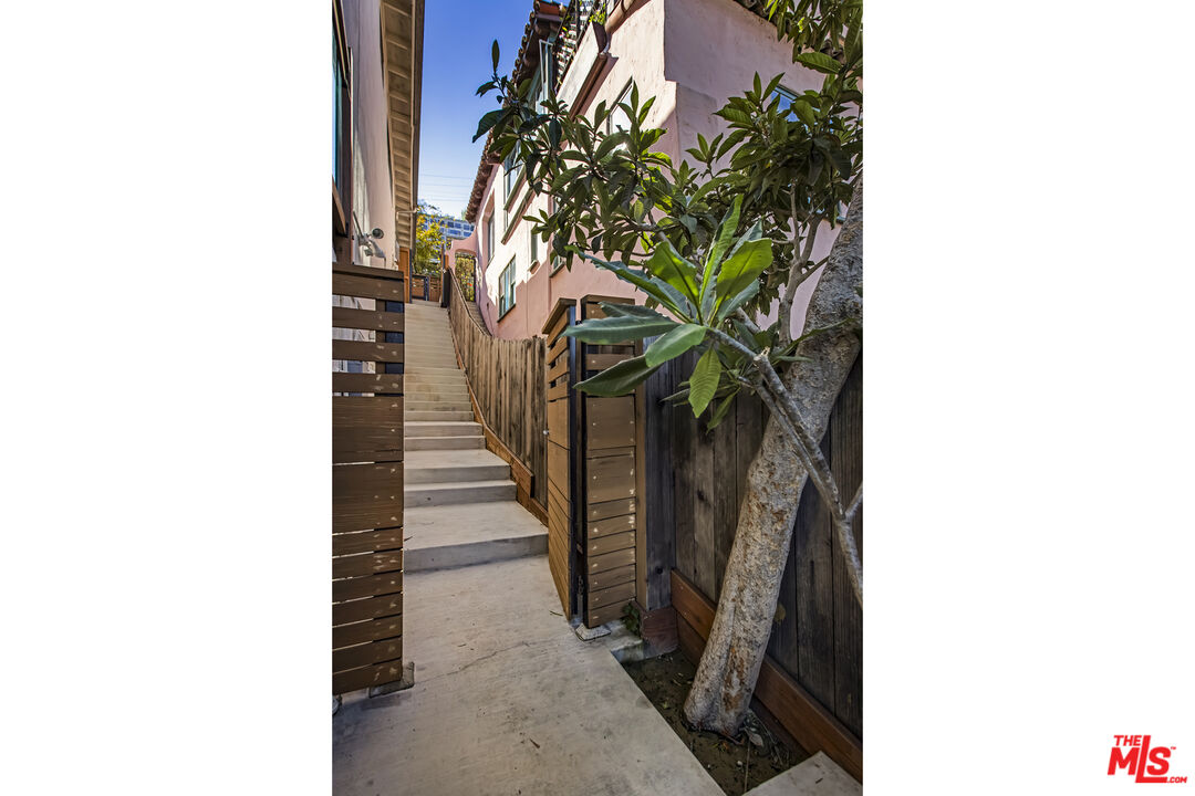 MLS #25605413 image #44