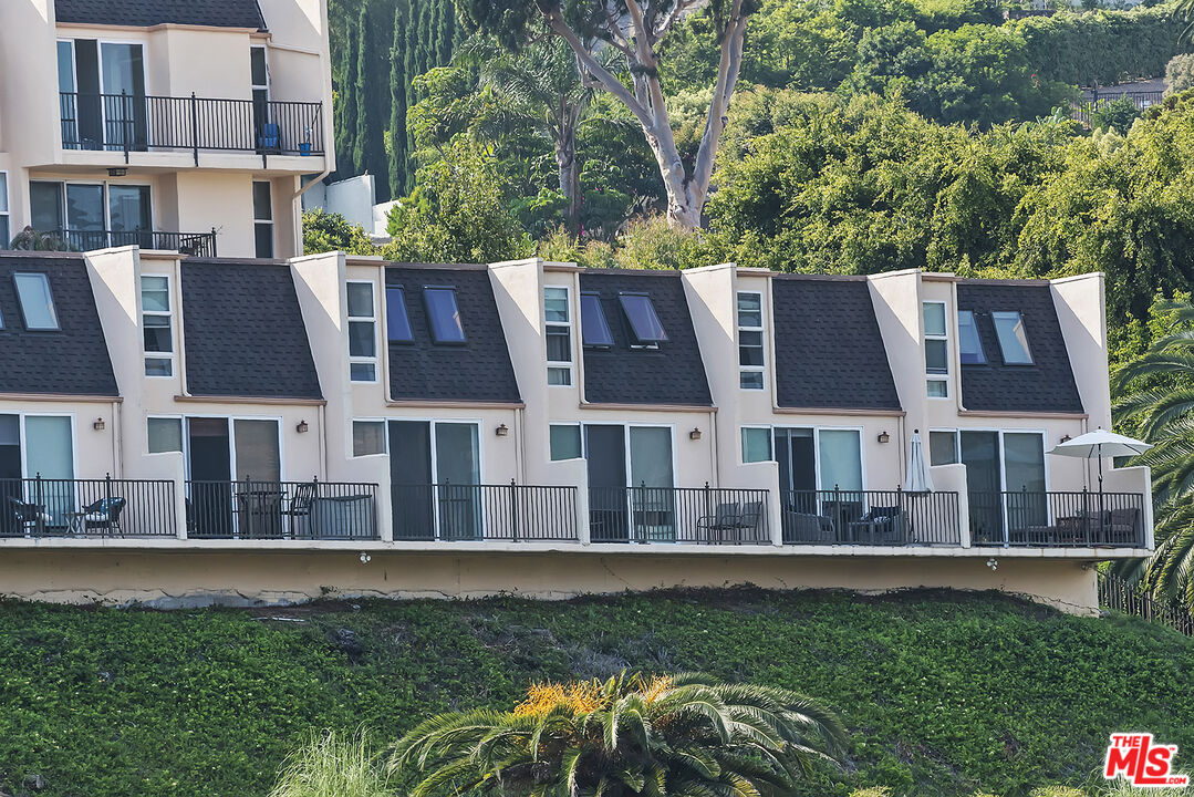 MLS #25605449 image #2