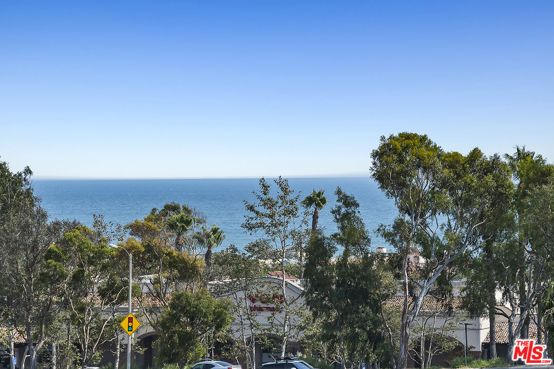 MLS #25605449 image #36