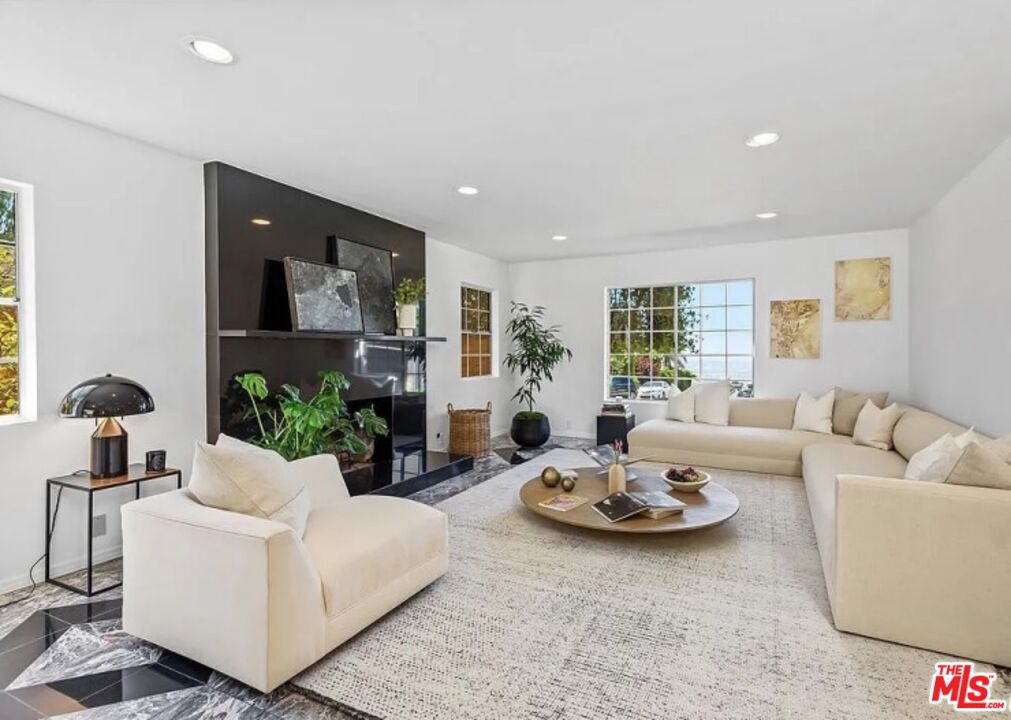 MLS #25605481 image #9