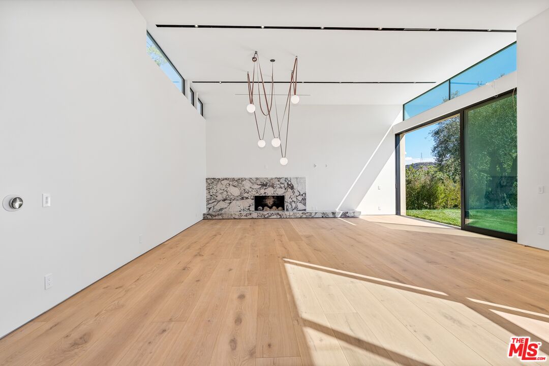 MLS #25605513 image #11