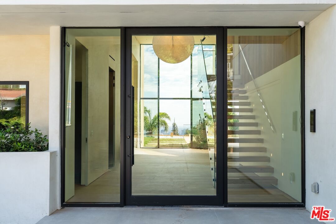 MLS #25605513 image #2