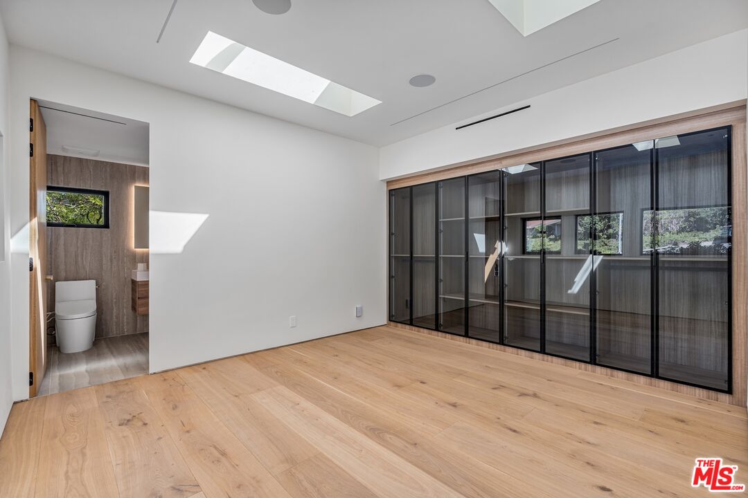 MLS #25605513 image #57