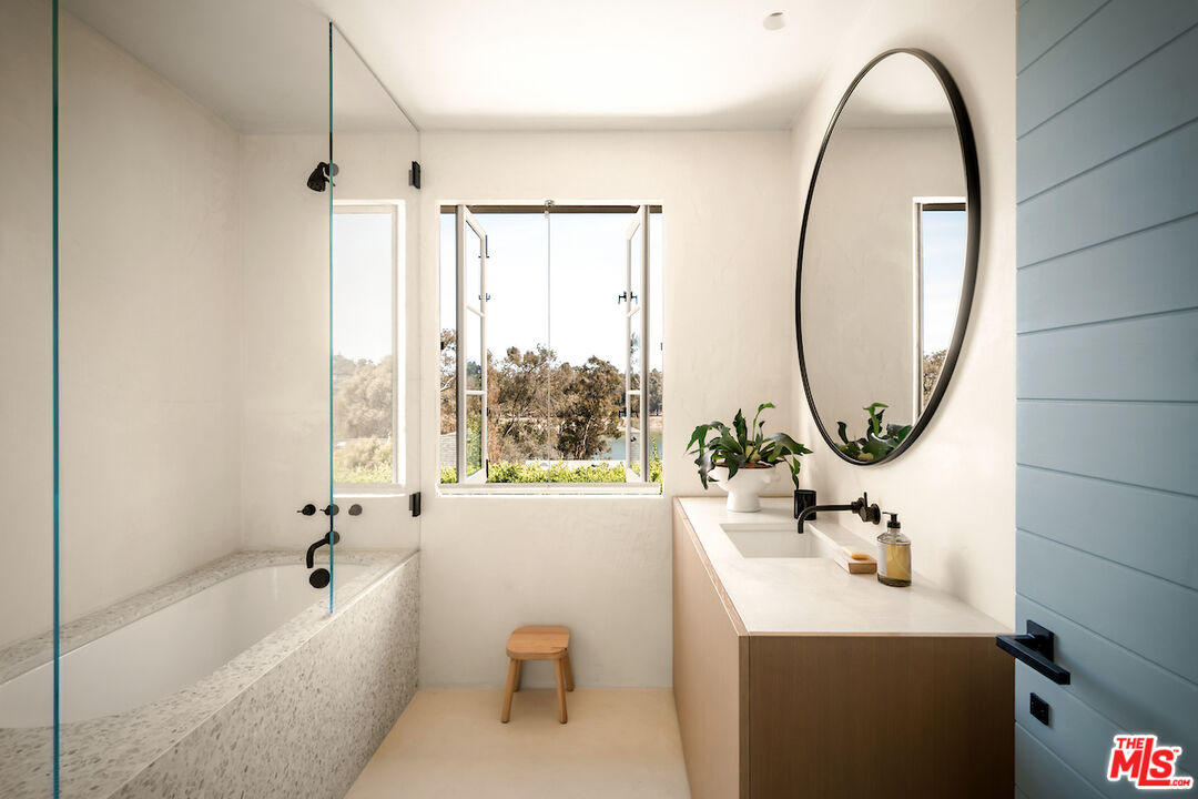 MLS #25605595 image #29