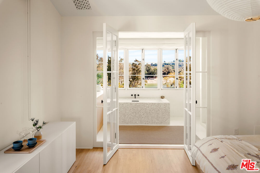 MLS #25605595 image #33