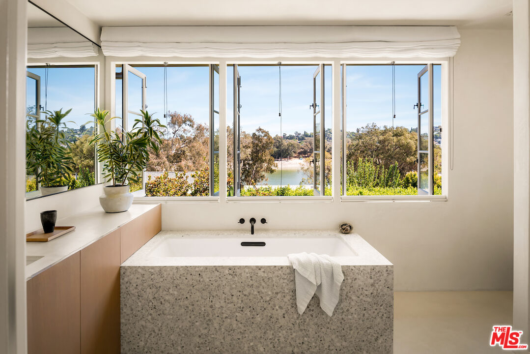 MLS #25605595 image #34