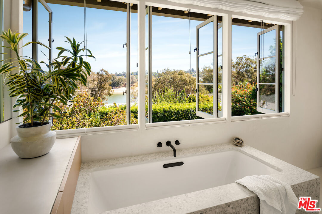 MLS #25605595 image #38