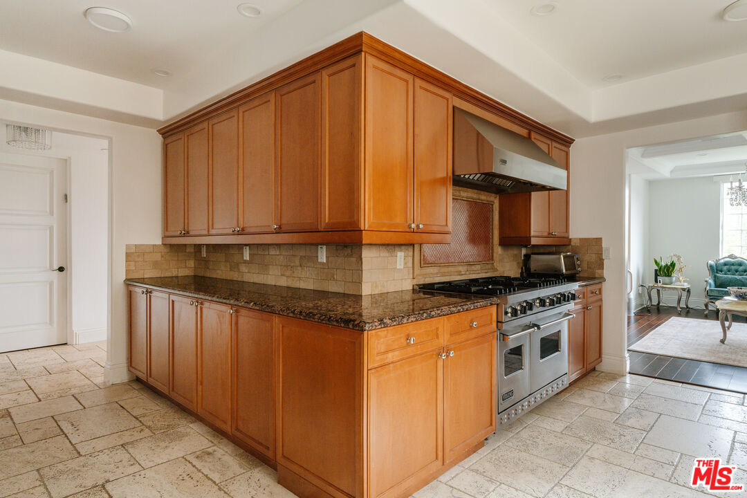 MLS #25605687 image #14