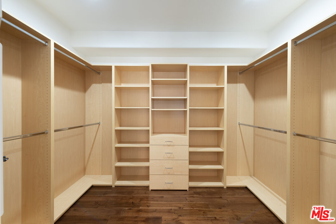 MLS #25605687 image #23