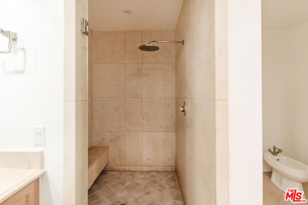 MLS #25605687 image #27