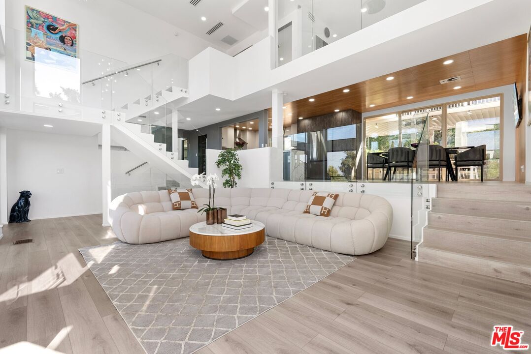 MLS #25605715 image #10