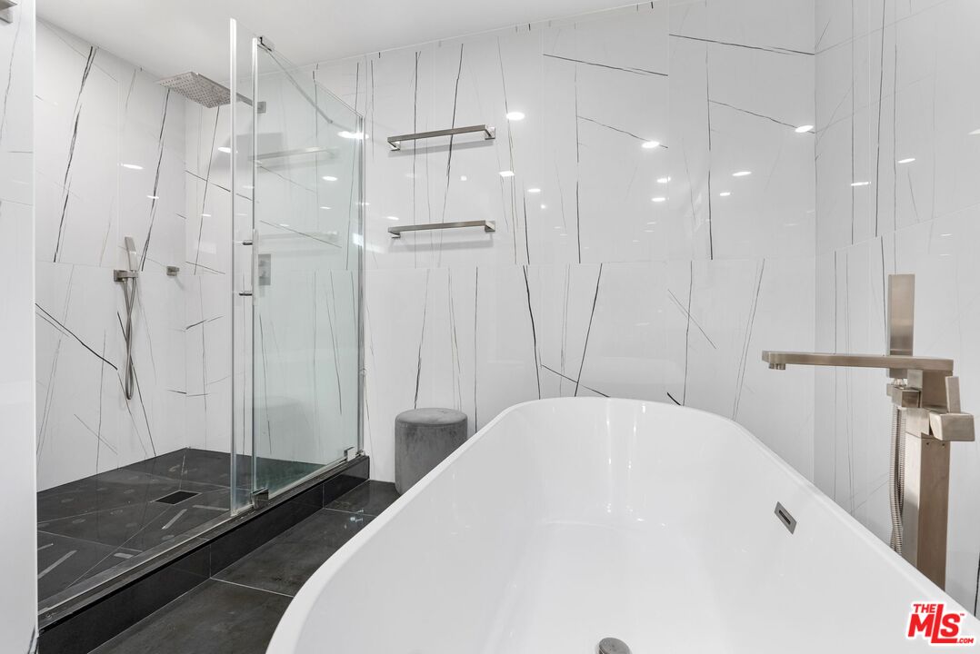 MLS #25605715 image #34