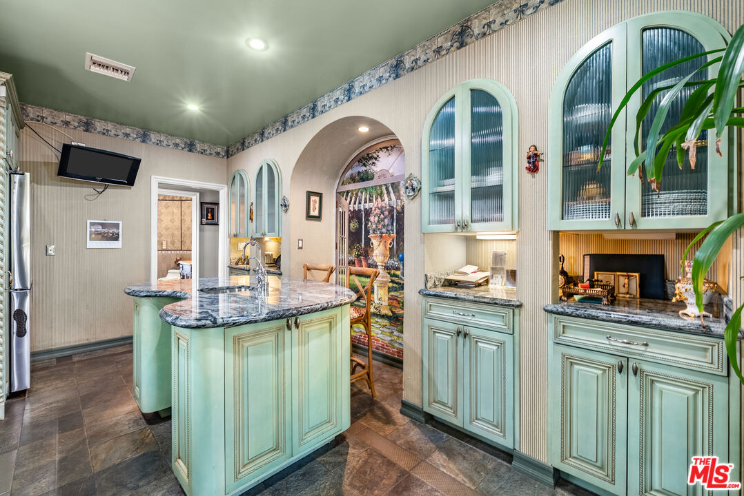 MLS #25605847 image #10