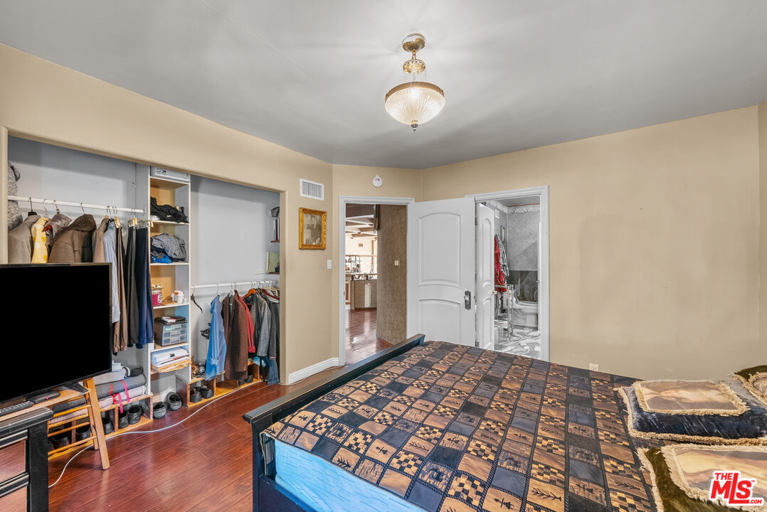 MLS #25605847 image #19