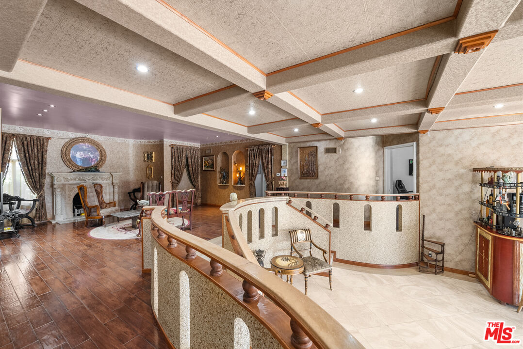 MLS #25605847 image #2