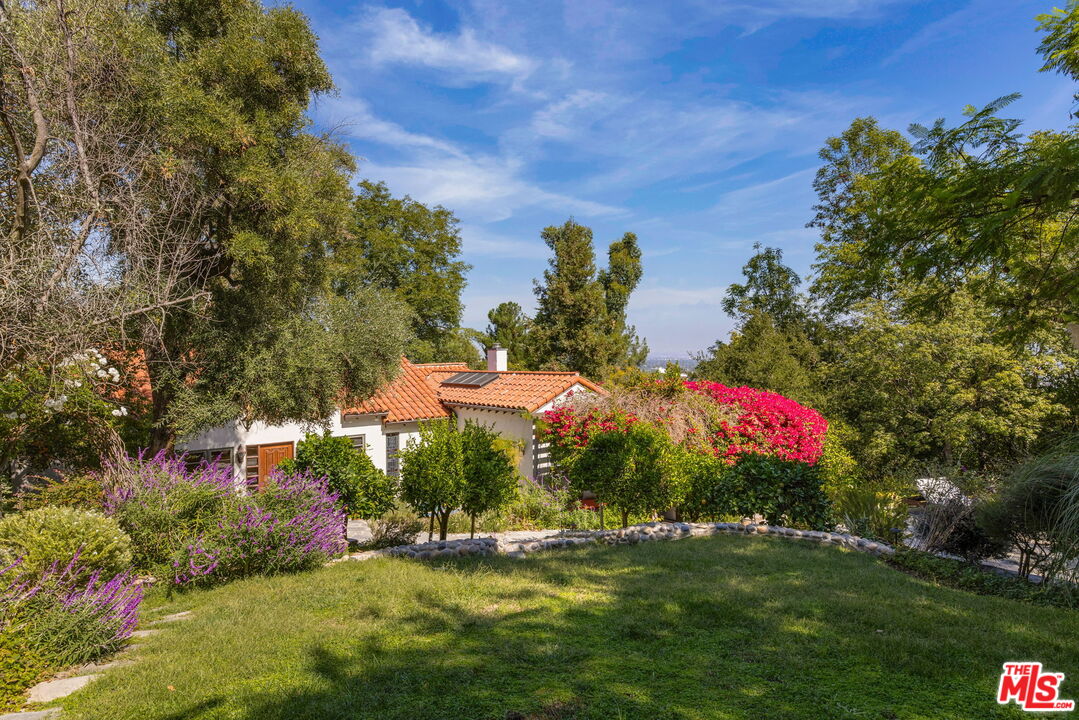 MLS #25606099 image #1