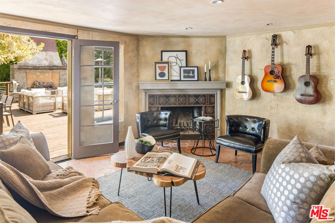 MLS #25606099 image #23