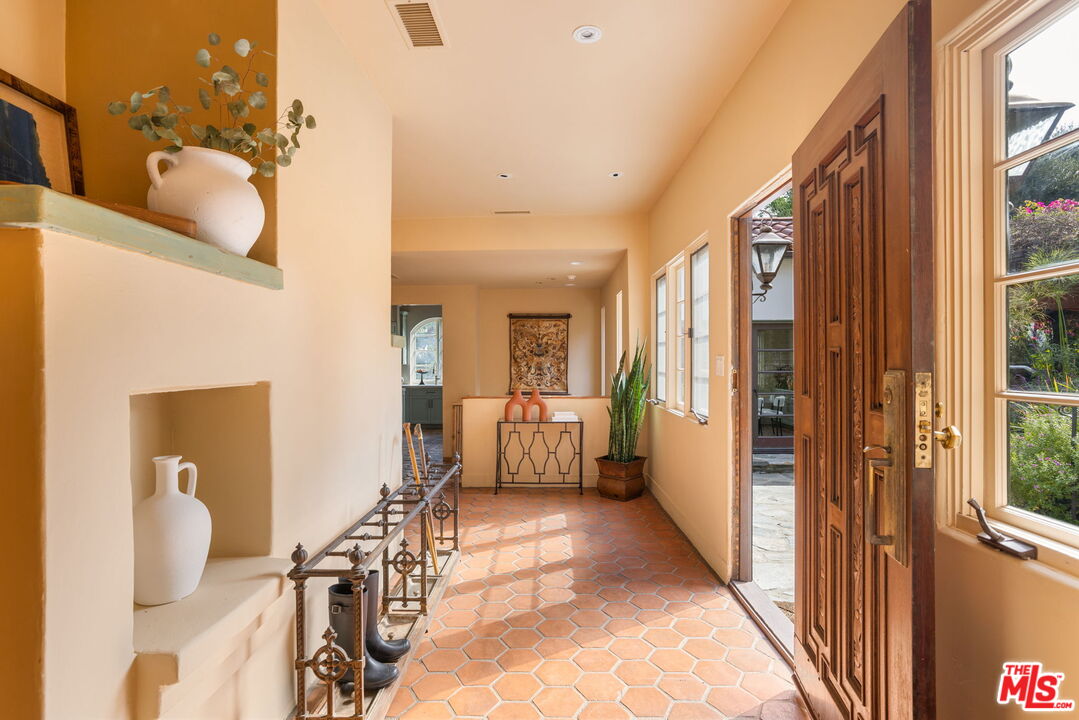 MLS #25606099 image #4