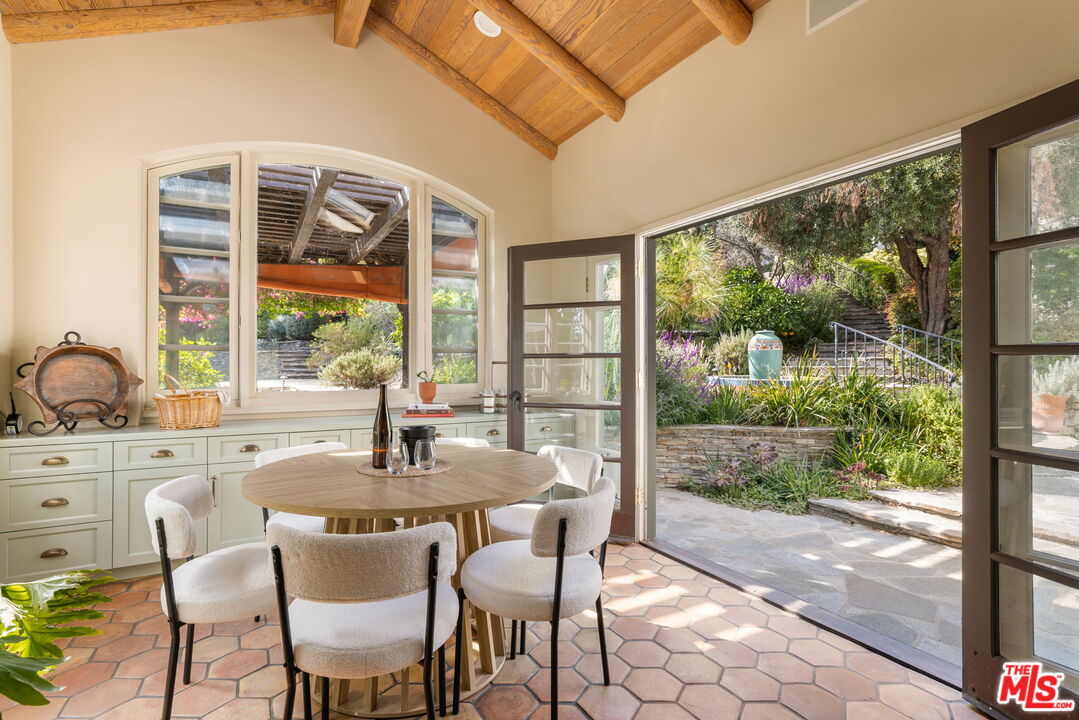 MLS #25606099 image #8