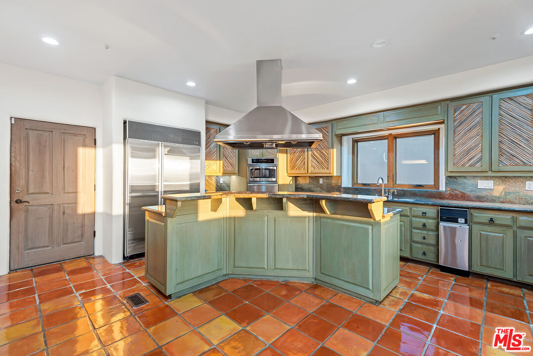 MLS #25606105 image #11