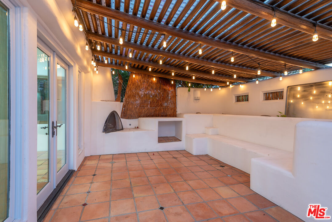 MLS #25606105 image #3