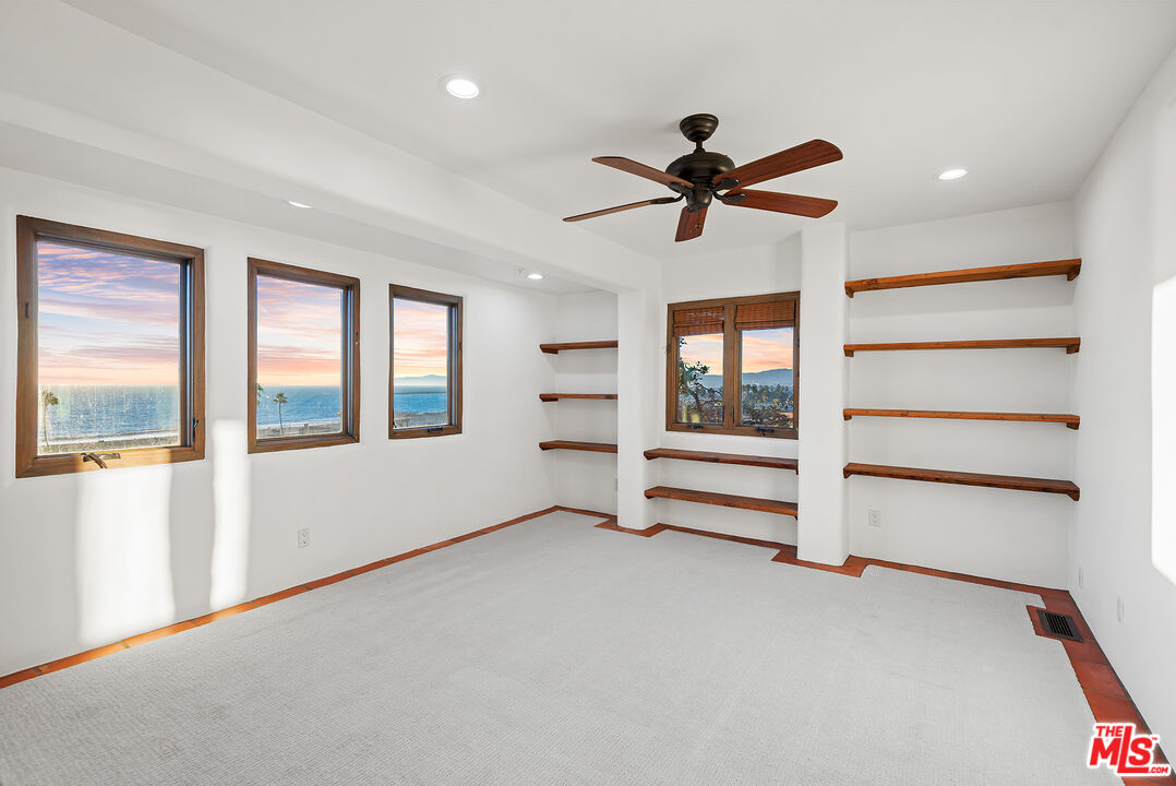 MLS #25606105 image #45