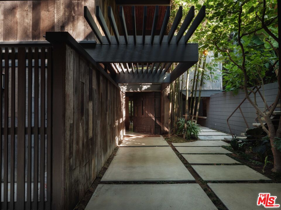 MLS #25606233 image #3