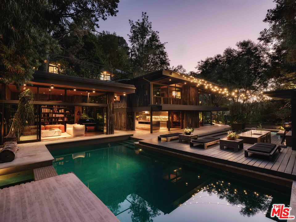 MLS #25606233 image #0