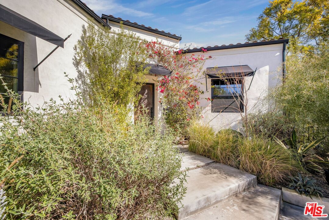 MLS #25606295 image #2