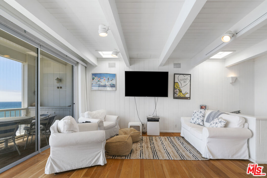 MLS #25606401 image #13