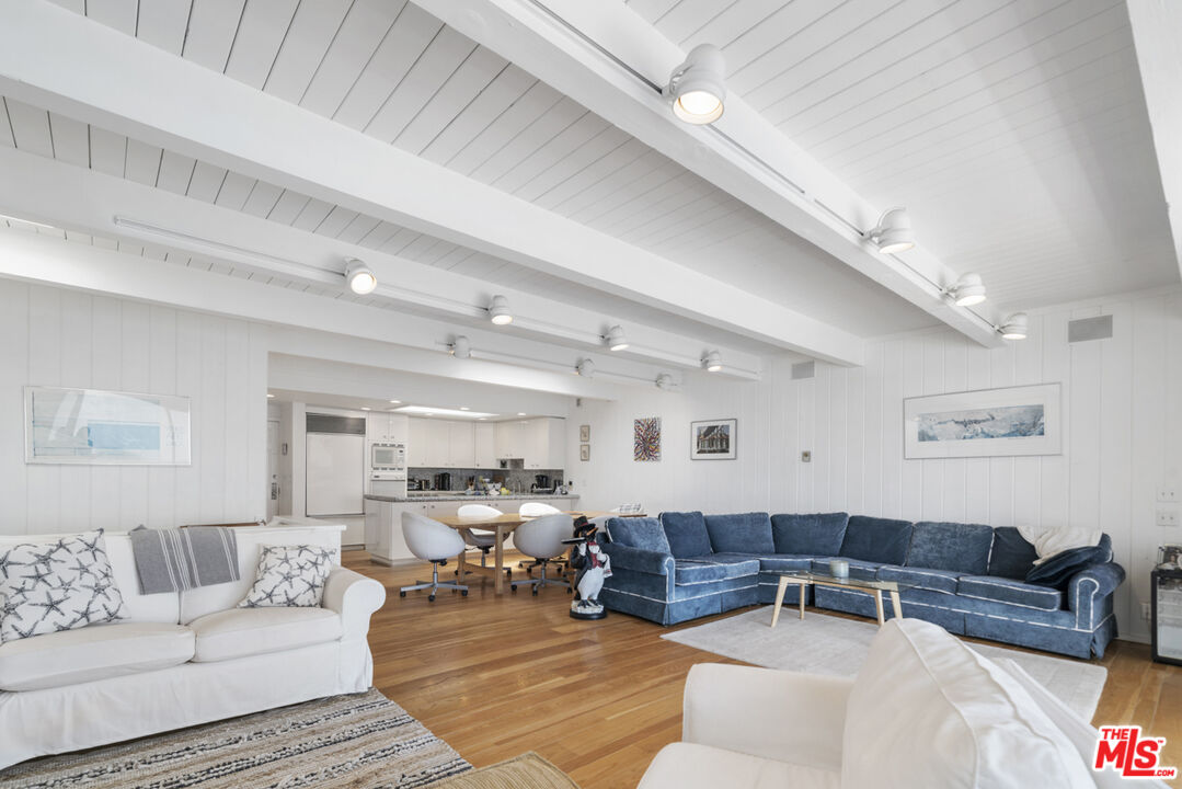 MLS #25606401 image #4