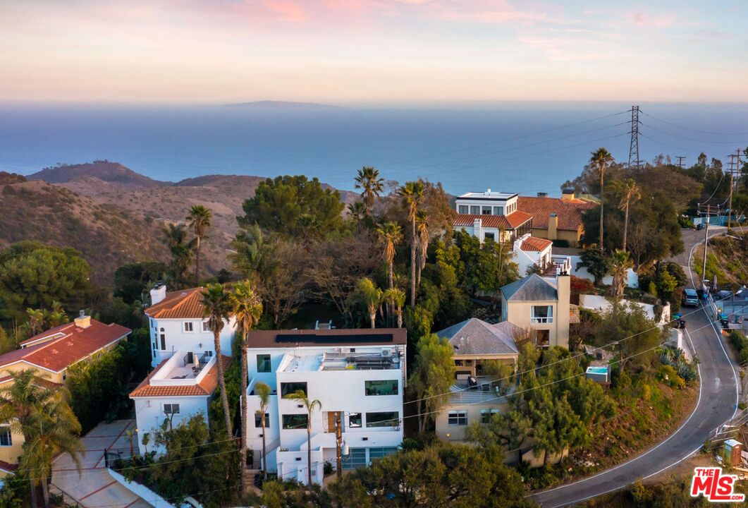 MLS #25606433 image #46