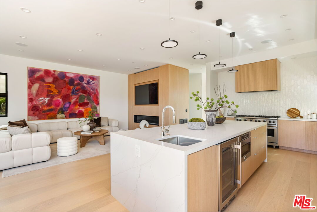 MLS #25606513 image #10