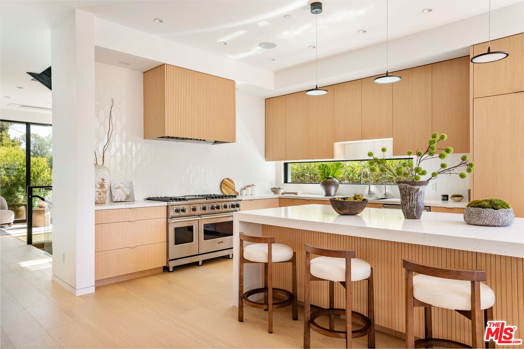 MLS #25606513 image #17